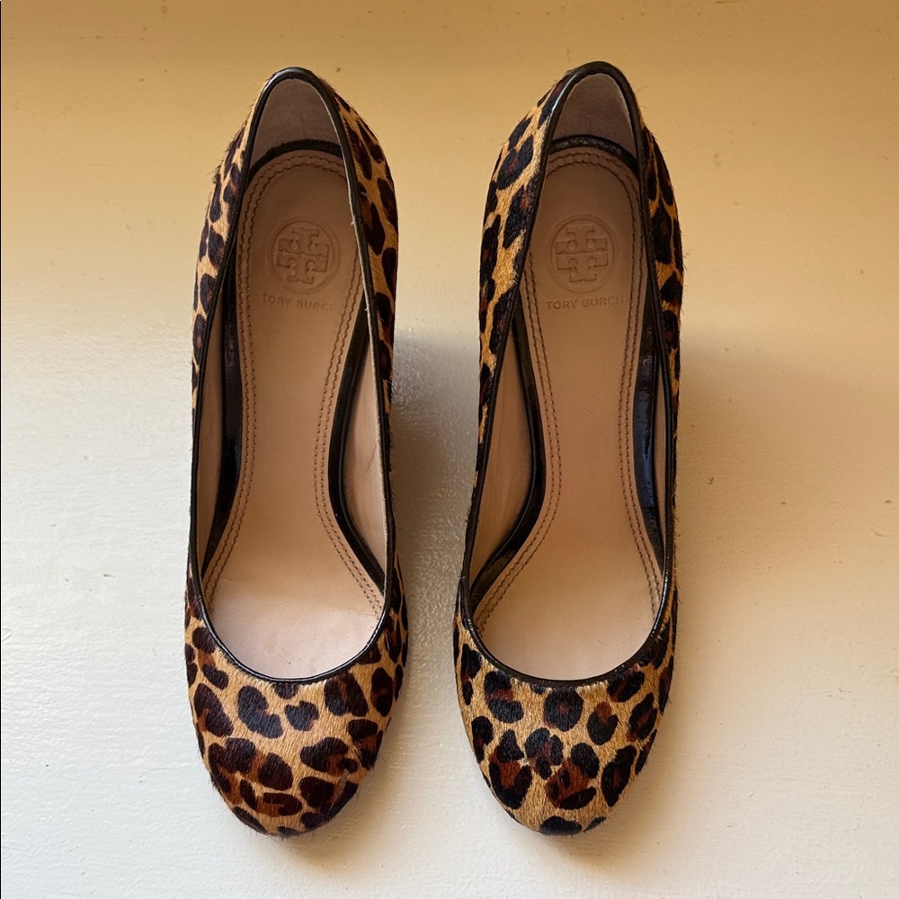 Tory Burch Leopard Print Round-Toe Pumps in Brown and Black
